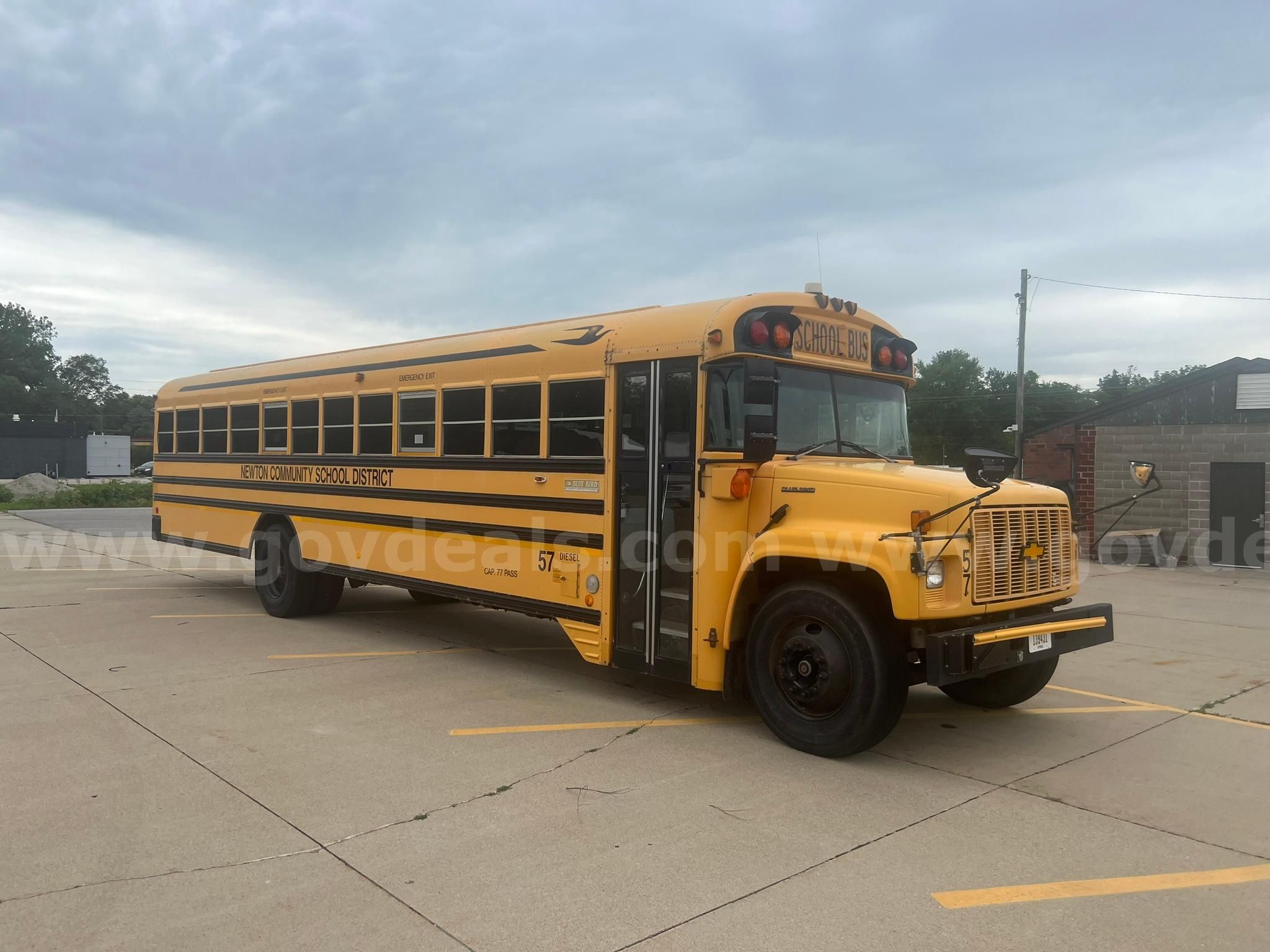 2000 Chevrolet B7T042 Blue Bird School Bus 77 Passenger