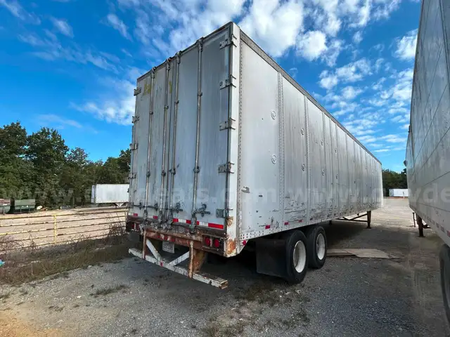 53 Foot Semi-Trailer