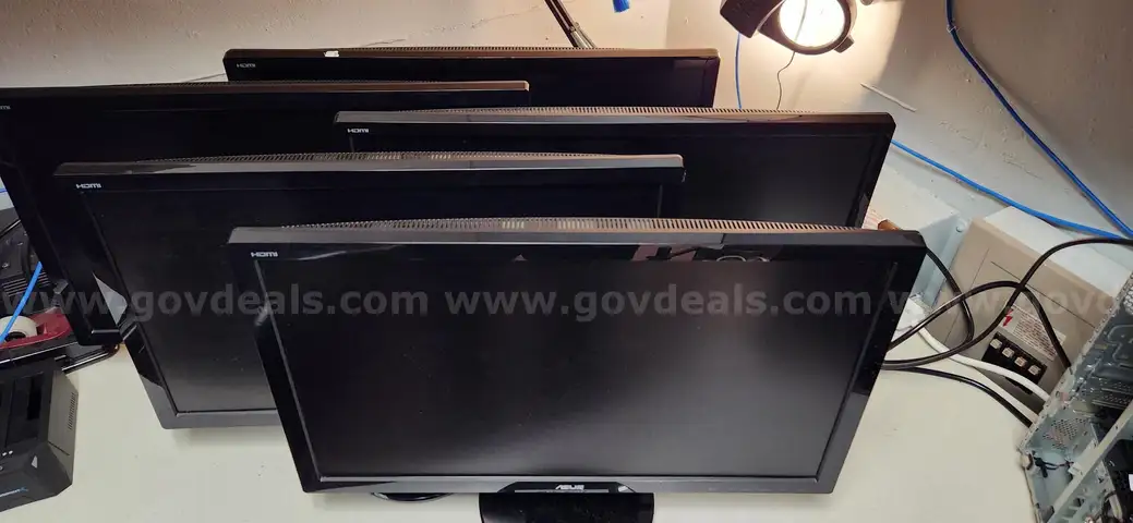 Lot of 5 Asus Monitors