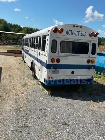 2001 Thomas Saf-T-Liner MVP ER