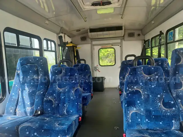 Starcraft Senator 2 Body-on-Chassis Bus