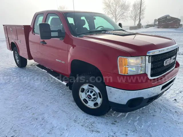 2013 GMC Sierra 2500HD Work Truck Ext. Cab 2WD