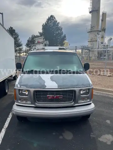2001 GMC Savana