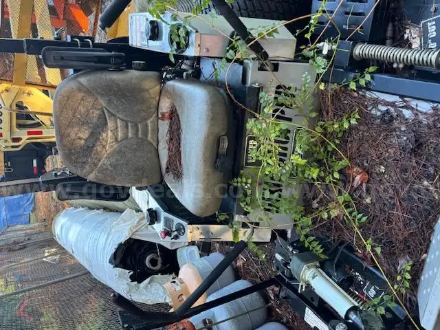 Zero-Turn Mower
