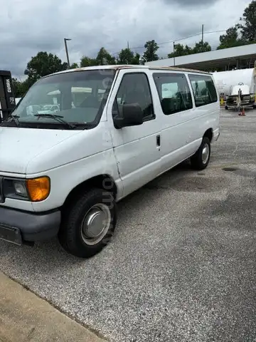 2006 Ford Econoline E-350 XL Super Duty