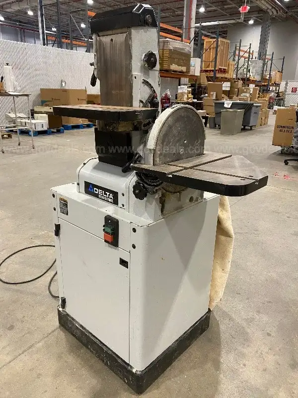 Delta belt store disc sander