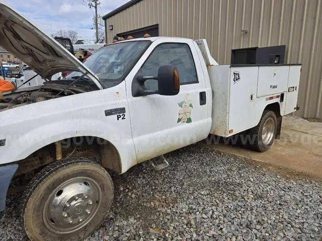 2004 Ford F-550