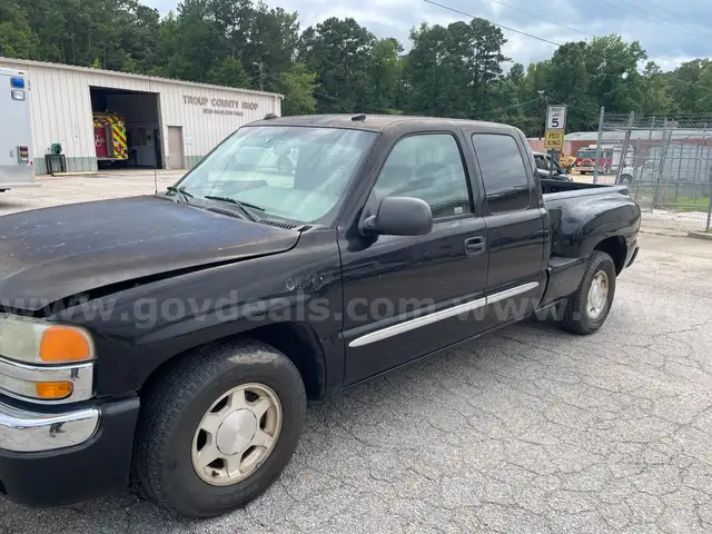 2004 GMC Sierra