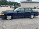 2003 FORD CV