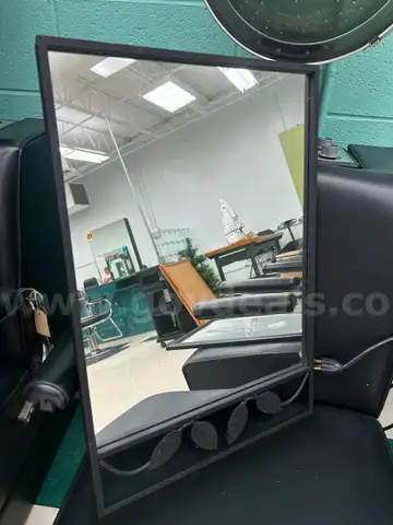 Lot of Mirror/Wall Art