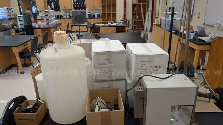 Chemistry Lab Equipment and Supplies