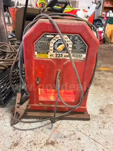 Lincoln Stick Welder 225 AMP