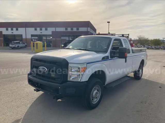 2011 Ford F-250 SD XL SuperCab 4WD