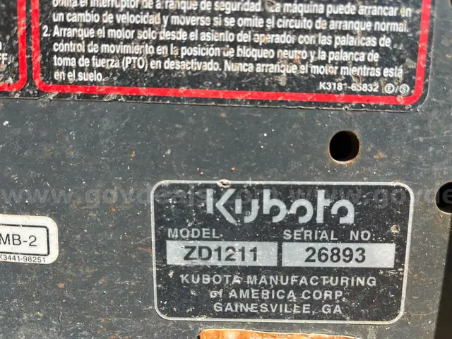 KUBOTA ZD1211 60&#x22; ZERO TURN MOWER