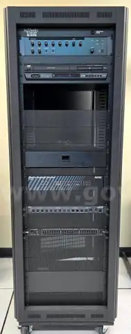 Multi-Media Presentation System in Rack