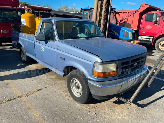 1996 Ford F-150 XL Reg. Cab Long Bed 2WD | AllSurplus