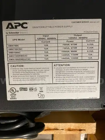 APC SMX 1000C uninterruptable power supplu
