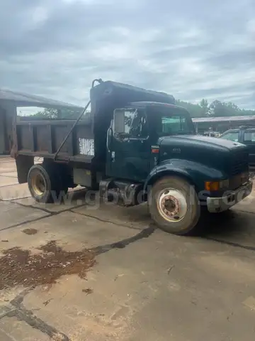 1999 International 4700 Dump Truck