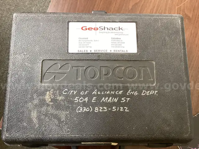 Topcon GIS Solution system + 2 tripods