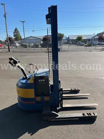 Blue Giant Walkie Stacker Forklift