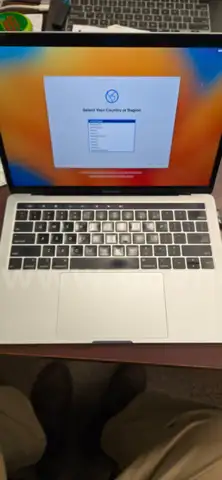 Apple MacBook Pro "2.3Ghz Quad-Core Intel Core i5" Retina 13" 2018, SHIPPING UNAVAILABLE