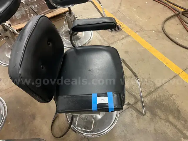 Cosmetology Chair 002