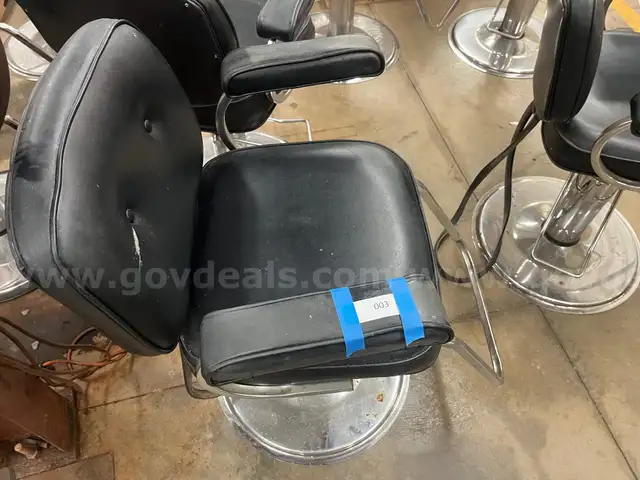 Cosmetology Chair 003