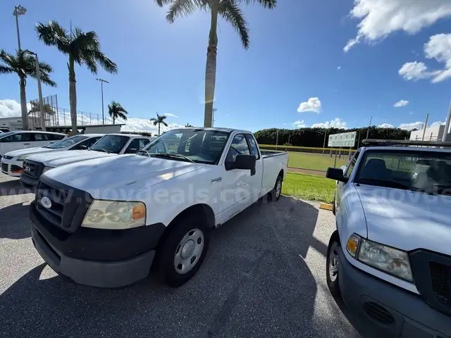 2006 Ford F-150 XL 2WD