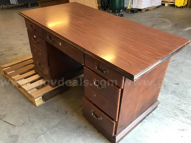 1 wooden office desk