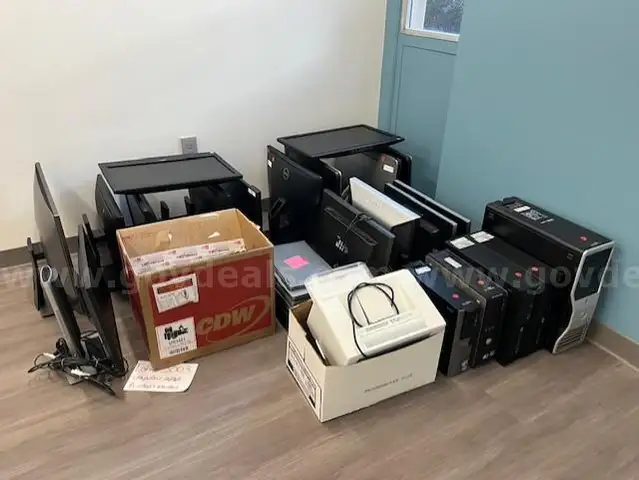 Computers, laptops, printers and monitors (OMN152/129)