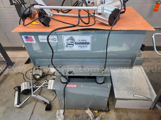 Mr.Deburr DB300