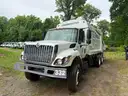 2010 International 7400 Garbage Truck