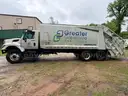 2014 International 7400 Garbage Truck