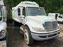 2016 International 7400 Garbage Truck
