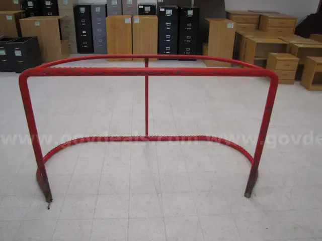 Hockey goal frame