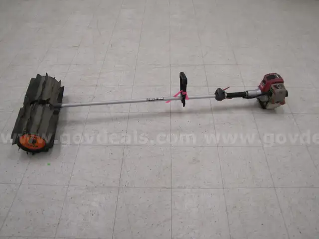 Shindaiwa power brush