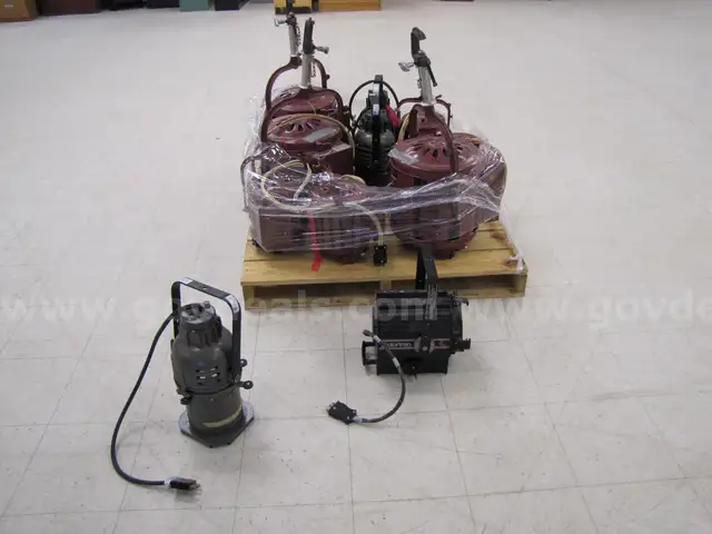 Hanging stage lights