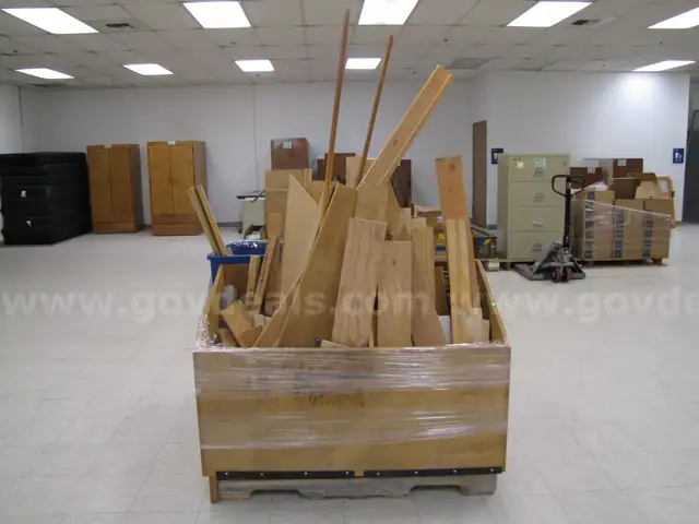 Collection of wood scraps, dunnage and more