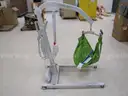 Viking M mobile patient lift