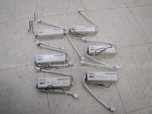 Robertson circline ballasts