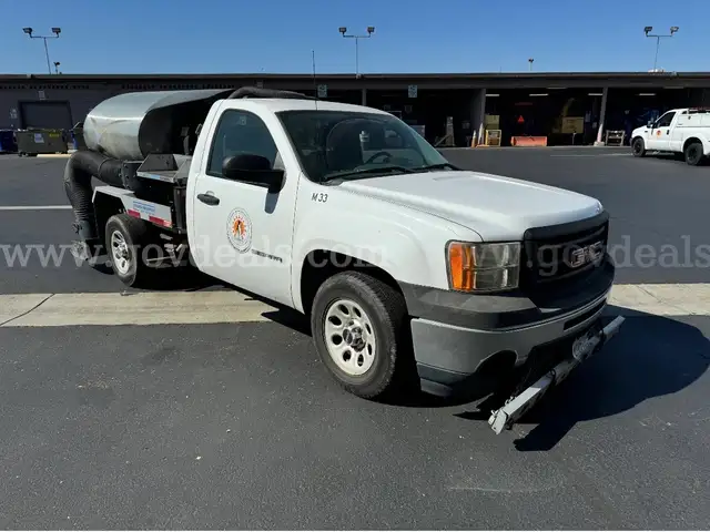 2010 GMC Sierra 1500 Sweeper Truck
