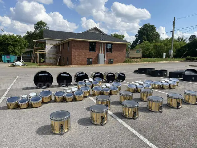 A full set of Yamaha Marching Drums - Selling as a Set