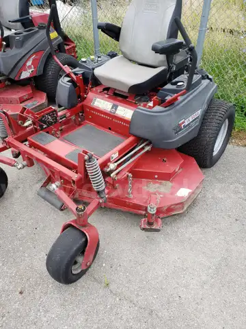2006 Ferris Zero Turn Mower 61&#x22; cut