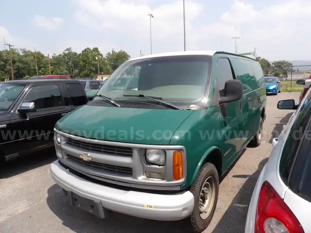 1999 Chevrolet Express 2500 Van
