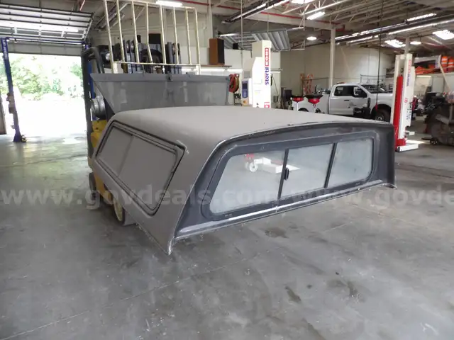 ARE Truck Cap for a 2007 F-150