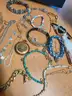 Lot of miscellaneous jewelry