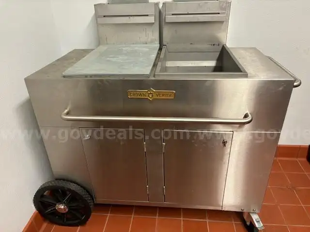 Crown Verity Portable Deep Fat Fryer