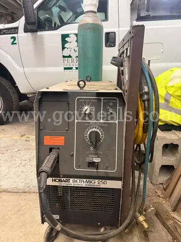 Hobart Beta-Mig 250