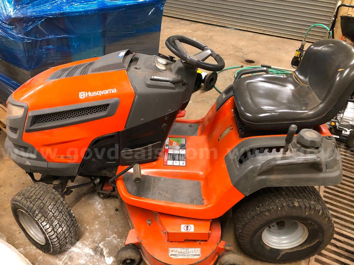 Husqvarna YT48XLS Lawn Tractor | AllSurplus